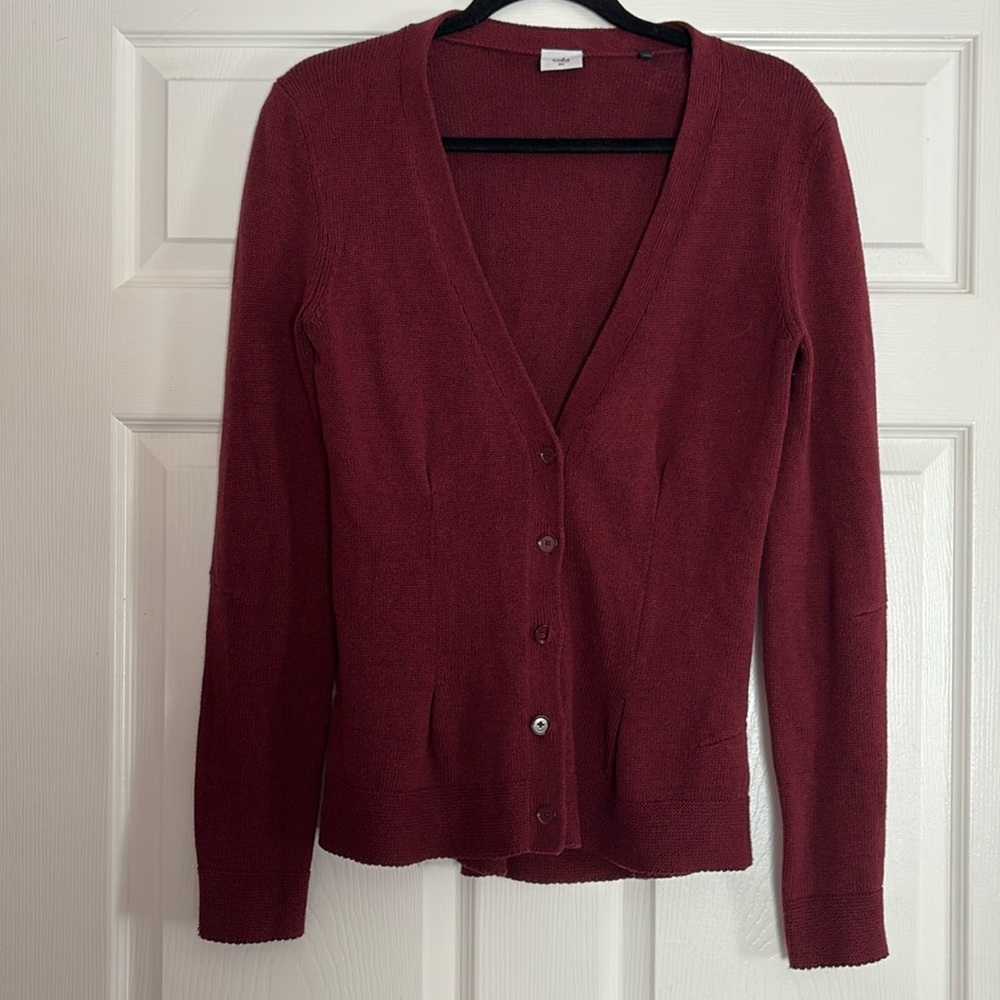 Cabi Maroon "Catch" Cotton Garnet Red Fitted Tailored Cardigan, Size xsmall